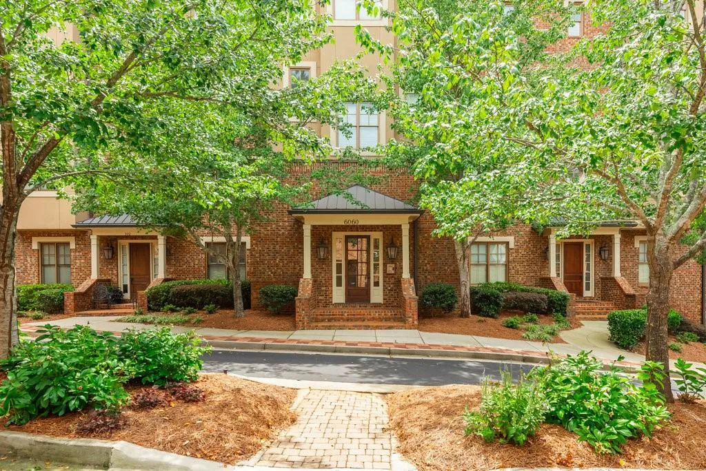 6060 City Walk Lane Unit 403, Sandy Springs, Georgia 30328, 3 Bedrooms Bedrooms, ,3 BathroomsBathrooms,Residential,Sold,6060 City Walk Lane Unit 403,7254965