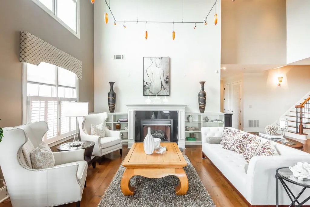 6060 City Walk Lane Unit 403, Sandy Springs, Georgia 30328, 3 Bedrooms Bedrooms, ,3 BathroomsBathrooms,Residential,Sold,6060 City Walk Lane Unit 403,7254965