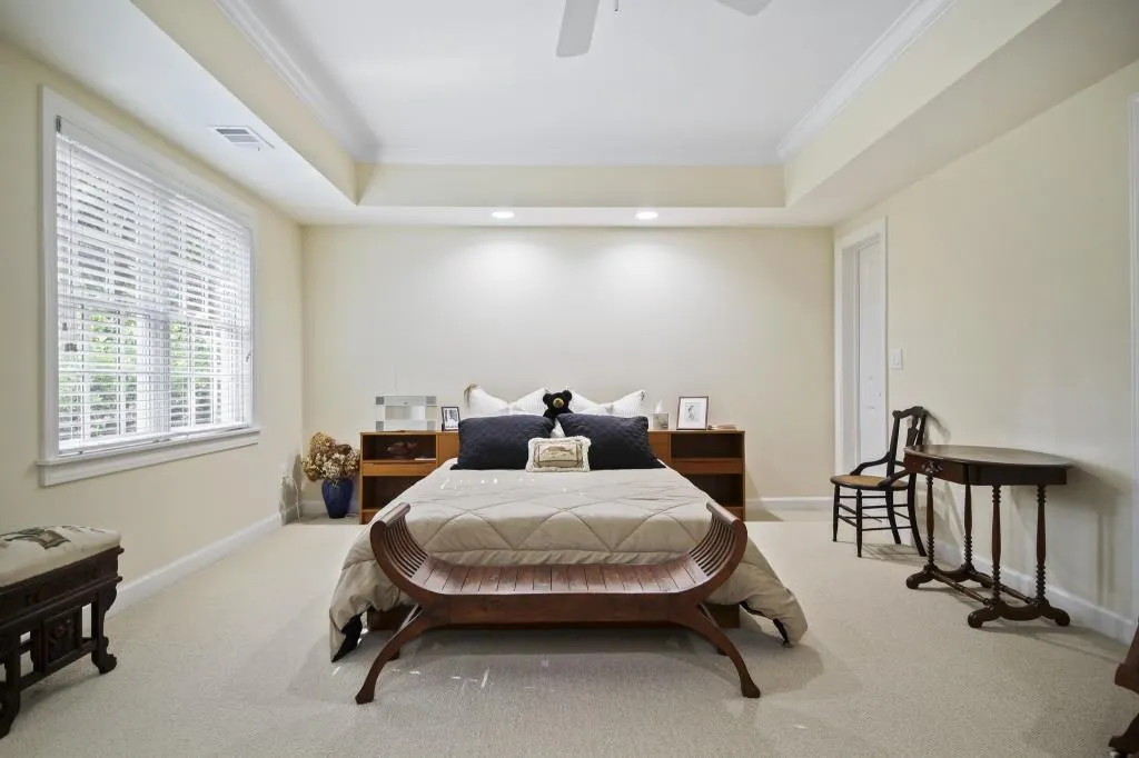 325 Enclave Circle, Sandy Springs, Georgia 30342, 5 Bedrooms Bedrooms, ,4 BathroomsBathrooms,Residential,Sold,325 Enclave Circle,6940905