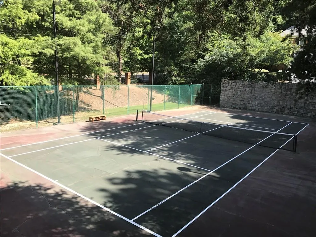 7500 Roswell Road Unit 66, Sandy Springs, Georgia 30350, 2 Bedrooms Bedrooms, ,2 BathroomsBathrooms,Residential,Sold,7500 Roswell Road Unit 66,6604359