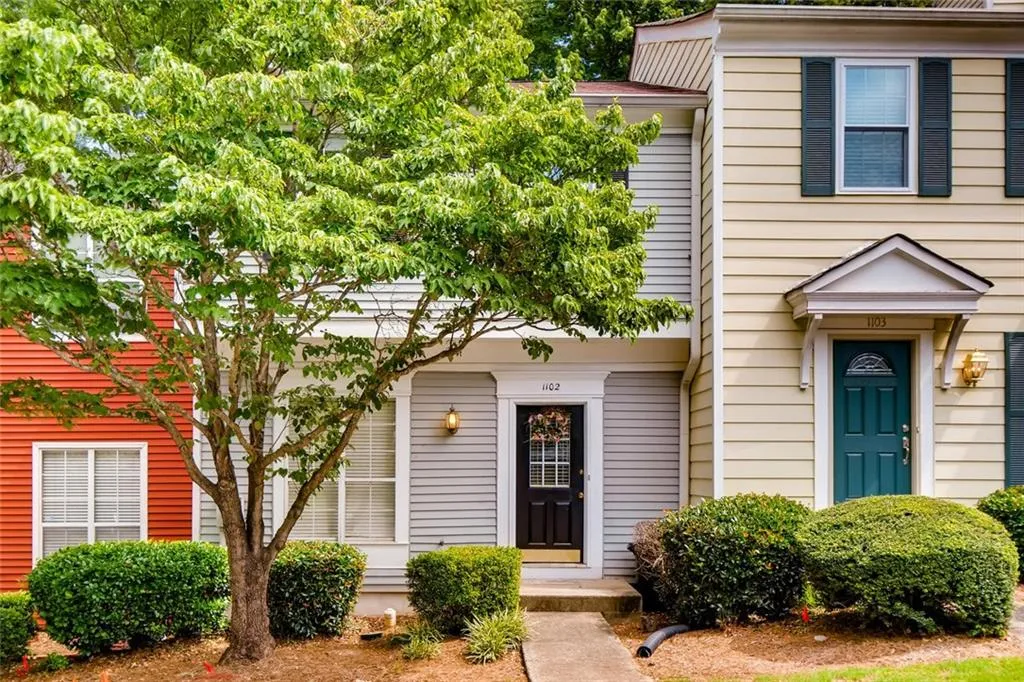 1102 Wedgewood Way, Sandy Springs, Georgia 30350, 2 Bedrooms Bedrooms, ,2 BathroomsBathrooms,Residential,Sold,1102 Wedgewood Way,6582295