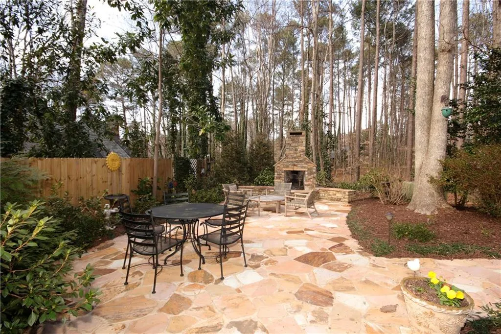 1605 Chevron Way, Atlanta, Georgia 30350, 4 Bedrooms Bedrooms, ,4 BathroomsBathrooms,Residential,Sold,1605 Chevron Way,5657105