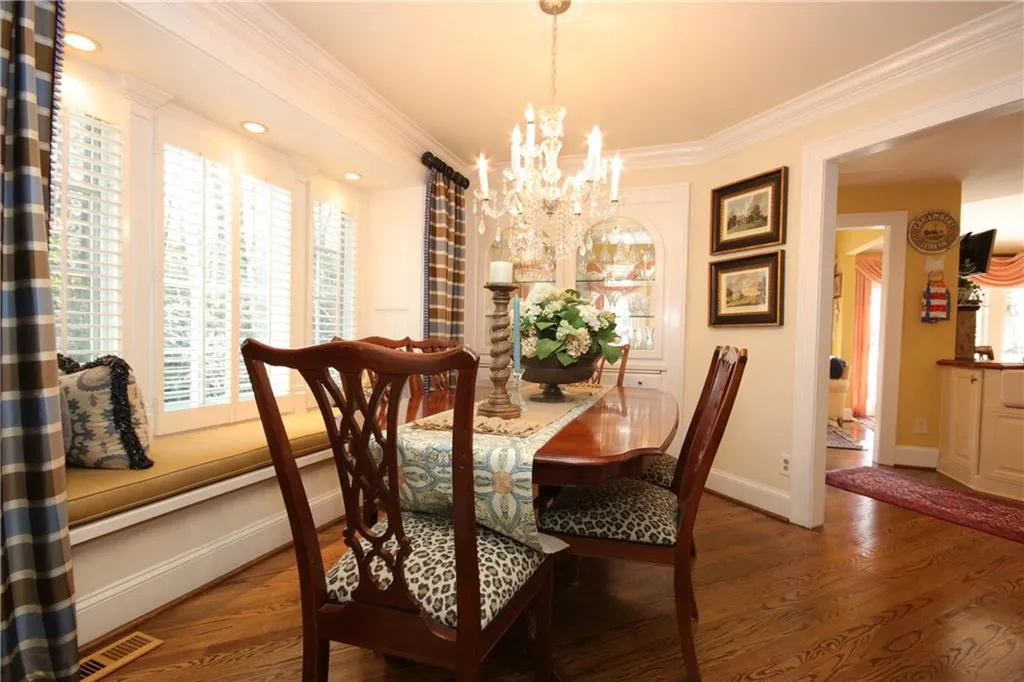 1605 Chevron Way, Atlanta, Georgia 30350, 4 Bedrooms Bedrooms, ,4 BathroomsBathrooms,Residential,Sold,1605 Chevron Way,5657105