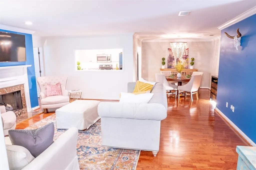 505 Bainbridge Drive, Atlanta, Georgia 30327, 2 Bedrooms Bedrooms, ,2 BathroomsBathrooms,Residential,Sold,505 Bainbridge Drive,6907653