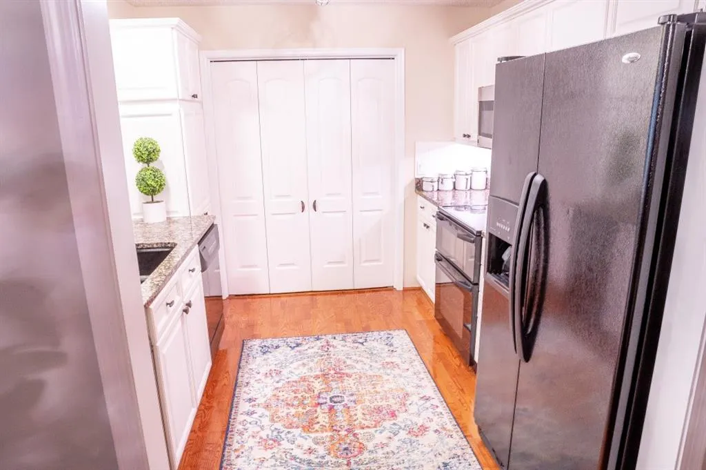 505 Bainbridge Drive, Atlanta, Georgia 30327, 2 Bedrooms Bedrooms, ,2 BathroomsBathrooms,Residential,Sold,505 Bainbridge Drive,6907653