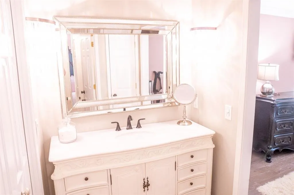 505 Bainbridge Drive, Atlanta, Georgia 30327, 2 Bedrooms Bedrooms, ,2 BathroomsBathrooms,Residential,Sold,505 Bainbridge Drive,6907653