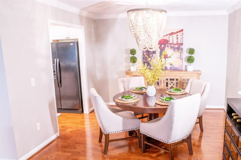 505 Bainbridge Drive, Atlanta, Georgia 30327, 2 Bedrooms Bedrooms, ,2 BathroomsBathrooms,Residential,Sold,505 Bainbridge Drive,6907653