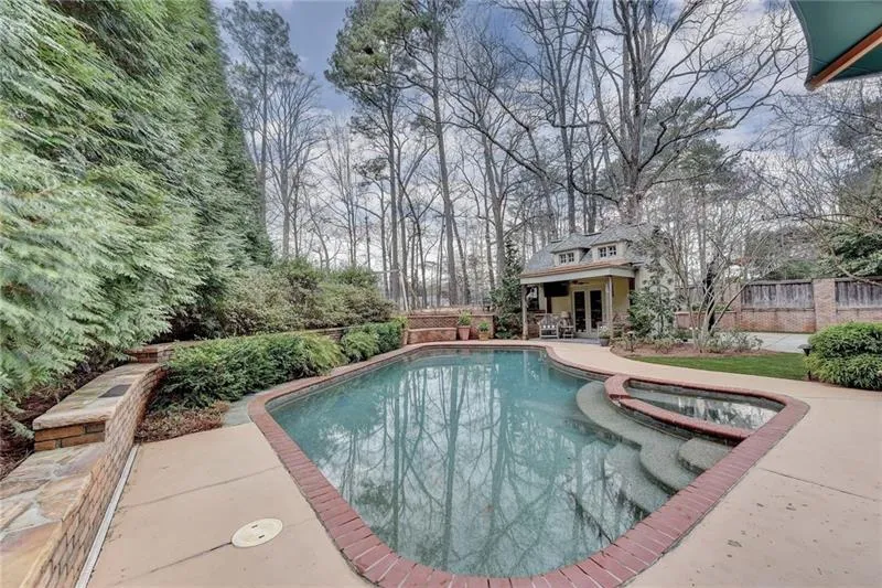6000 River Chase Circle, Sandy Springs, Georgia 30328, 6 Bedrooms Bedrooms, ,5 BathroomsBathrooms,Residential,Sold,6000 River Chase Circle,6785415