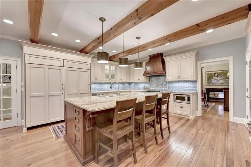 6000 River Chase Circle, Sandy Springs, Georgia 30328, 6 Bedrooms Bedrooms, ,5 BathroomsBathrooms,Residential,Sold,6000 River Chase Circle,6785415