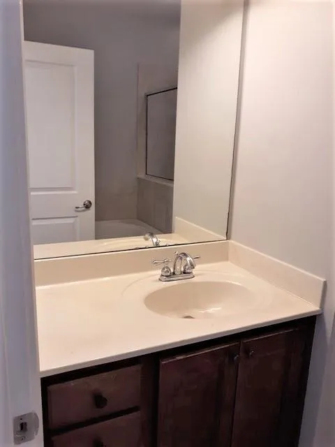 847 Perennial Drive Unit 97, Atlanta, Georgia 30328, 2 Bedrooms Bedrooms, ,2 BathroomsBathrooms,Residential,Sold,847 Perennial Drive Unit 97,6624873