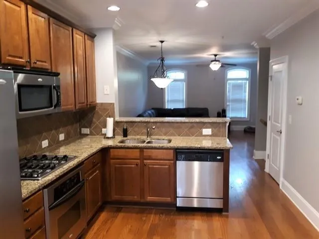 847 Perennial Drive Unit 97, Atlanta, Georgia 30328, 2 Bedrooms Bedrooms, ,2 BathroomsBathrooms,Residential,Sold,847 Perennial Drive Unit 97,6624873