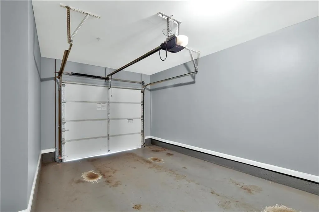 847 Perennial Drive Unit 97, Atlanta, Georgia 30328, 2 Bedrooms Bedrooms, ,2 BathroomsBathrooms,Residential,Sold,847 Perennial Drive Unit 97,6624873