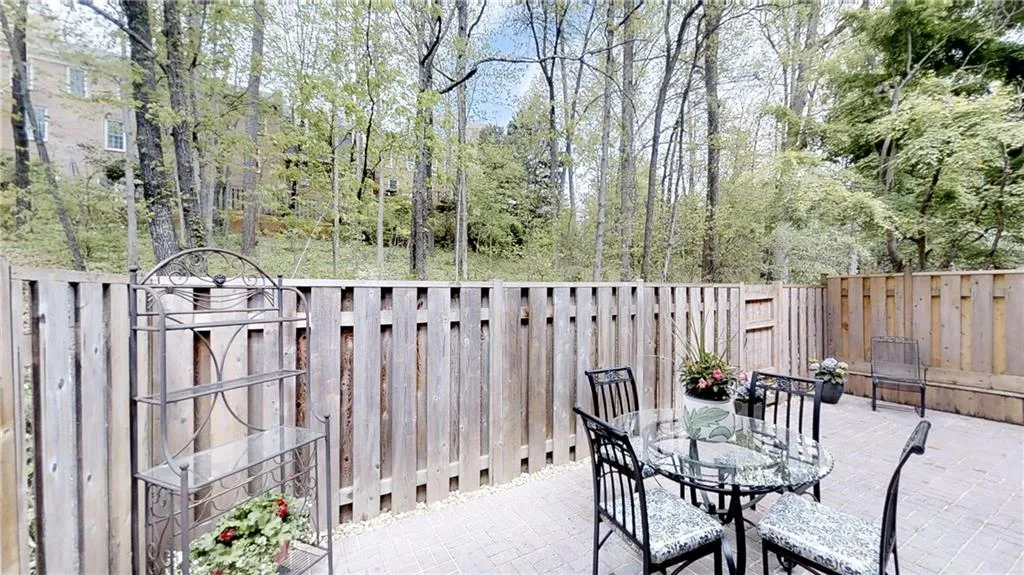 228 The South Chace, Atlanta, Georgia 30328, 3 Bedrooms Bedrooms, ,2 BathroomsBathrooms,Residential,Sold,228 The South Chace,5998030