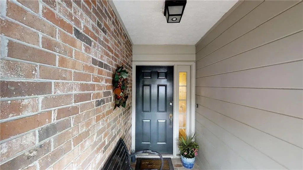 228 The South Chace, Atlanta, Georgia 30328, 3 Bedrooms Bedrooms, ,2 BathroomsBathrooms,Residential,Sold,228 The South Chace,5998030