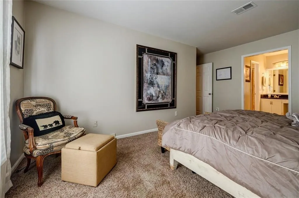 802 Abingdon Way, Sandy Springs, Georgia 30328, 2 Bedrooms Bedrooms, ,2 BathroomsBathrooms,Residential,Sold,802 Abingdon Way,7262433