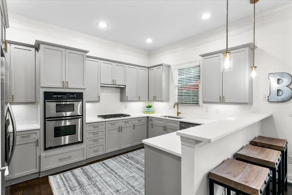 226 Meeting Lane, Sandy Springs, Georgia 30342, 4 Bedrooms Bedrooms, ,3 BathroomsBathrooms,Residential,Sold,226 Meeting Lane,7459235