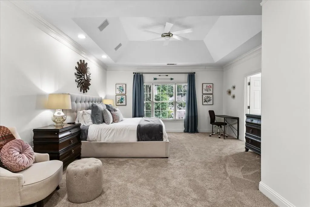 226 Meeting Lane, Sandy Springs, Georgia 30342, 4 Bedrooms Bedrooms, ,3 BathroomsBathrooms,Residential,Sold,226 Meeting Lane,7459235
