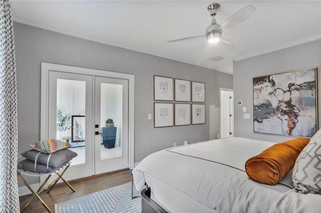 3667 Peachtree Road Ne Unit 16, Atlanta, Georgia 30319, 3 Bedrooms Bedrooms, ,3 BathroomsBathrooms,Residential,For Sale,3667 Peachtree Road Ne Unit 16,7622941