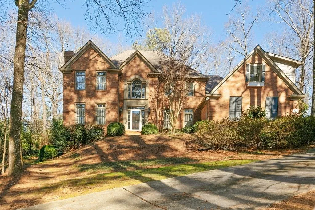 2680 Spalding Drive, Sandy Springs, Georgia 30350, 4 Bedrooms Bedrooms, ,3 BathroomsBathrooms,Residential,Sold,2680 Spalding Drive,6664601