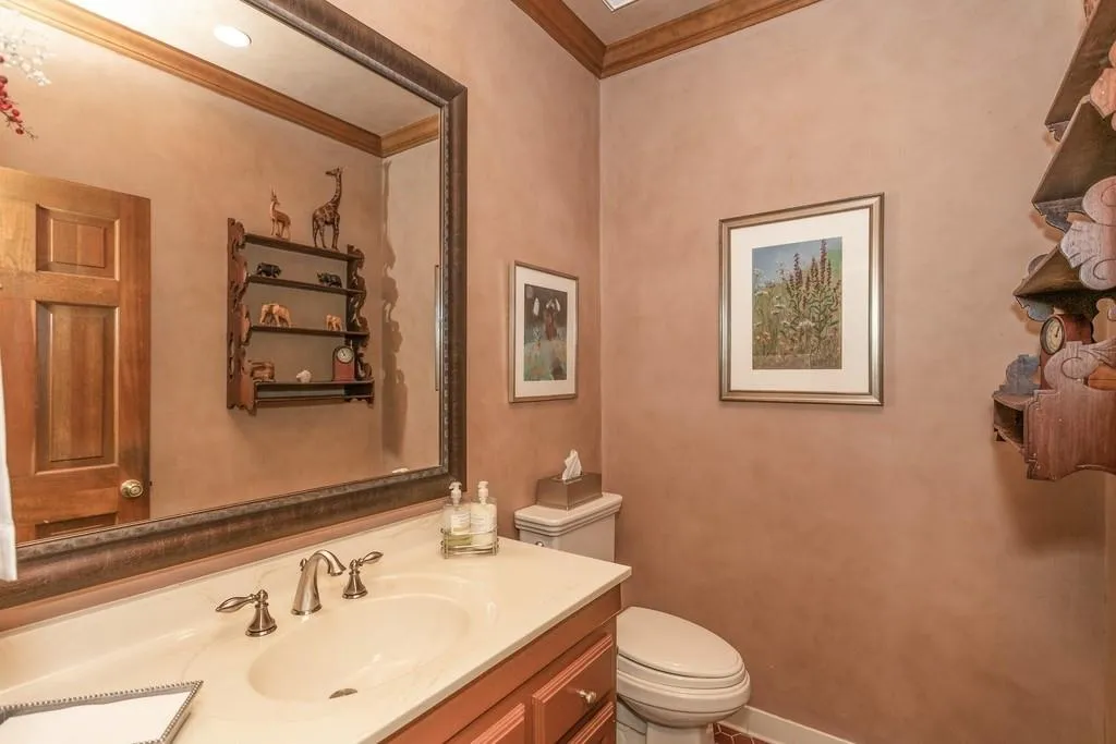 2680 Spalding Drive, Sandy Springs, Georgia 30350, 4 Bedrooms Bedrooms, ,3 BathroomsBathrooms,Residential,Sold,2680 Spalding Drive,6664601