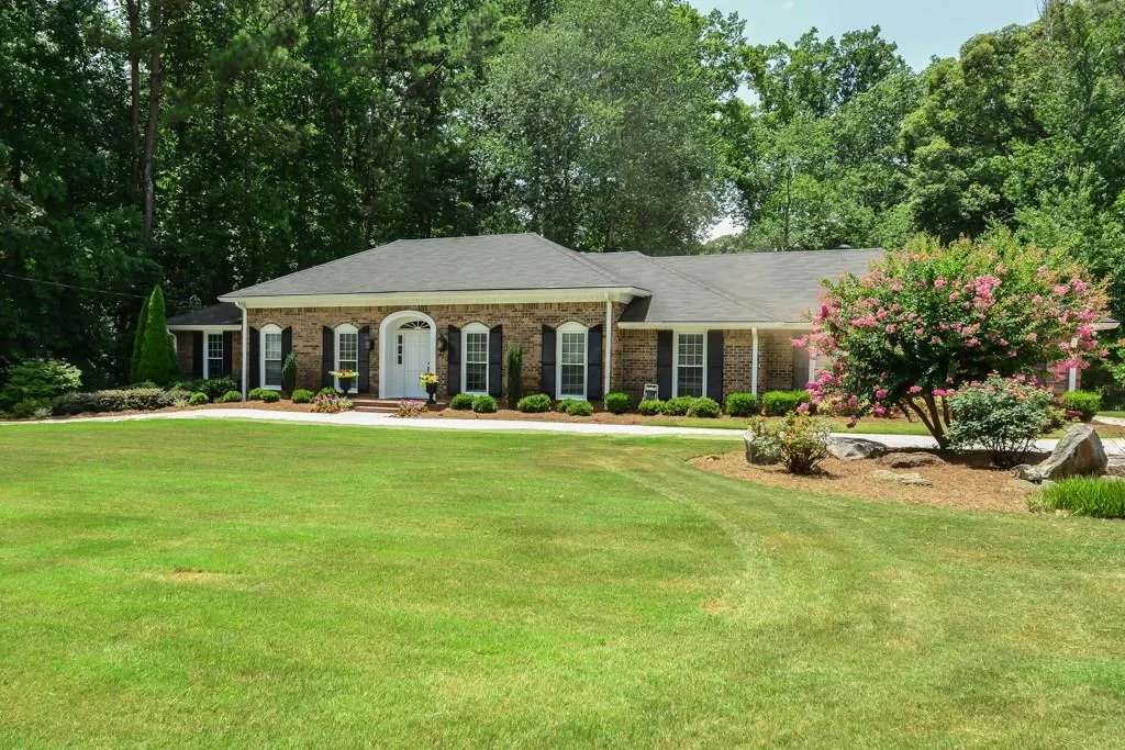 5795 Riverwood Drive, Atlanta, Georgia 30328, 5 Bedrooms Bedrooms, ,4 BathroomsBathrooms,Residential,Sold,5795 Riverwood Drive,5719667