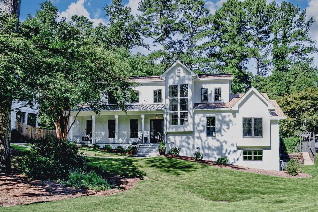 6860 Heathfield Drive, Sandy Springs, Georgia 30328, 5 Bedrooms Bedrooms, ,5 BathroomsBathrooms,Residential,Sold,6860 Heathfield Drive,6779299