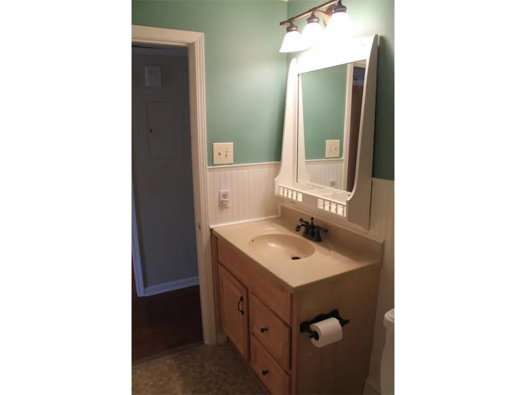 5400 Roswell Road Ne Unit P4, Sandy Springs, Georgia 30342, 2 Bedrooms Bedrooms, ,1 BathroomBathrooms,Residential,Sold,5400 Roswell Road Ne Unit P4,5813759