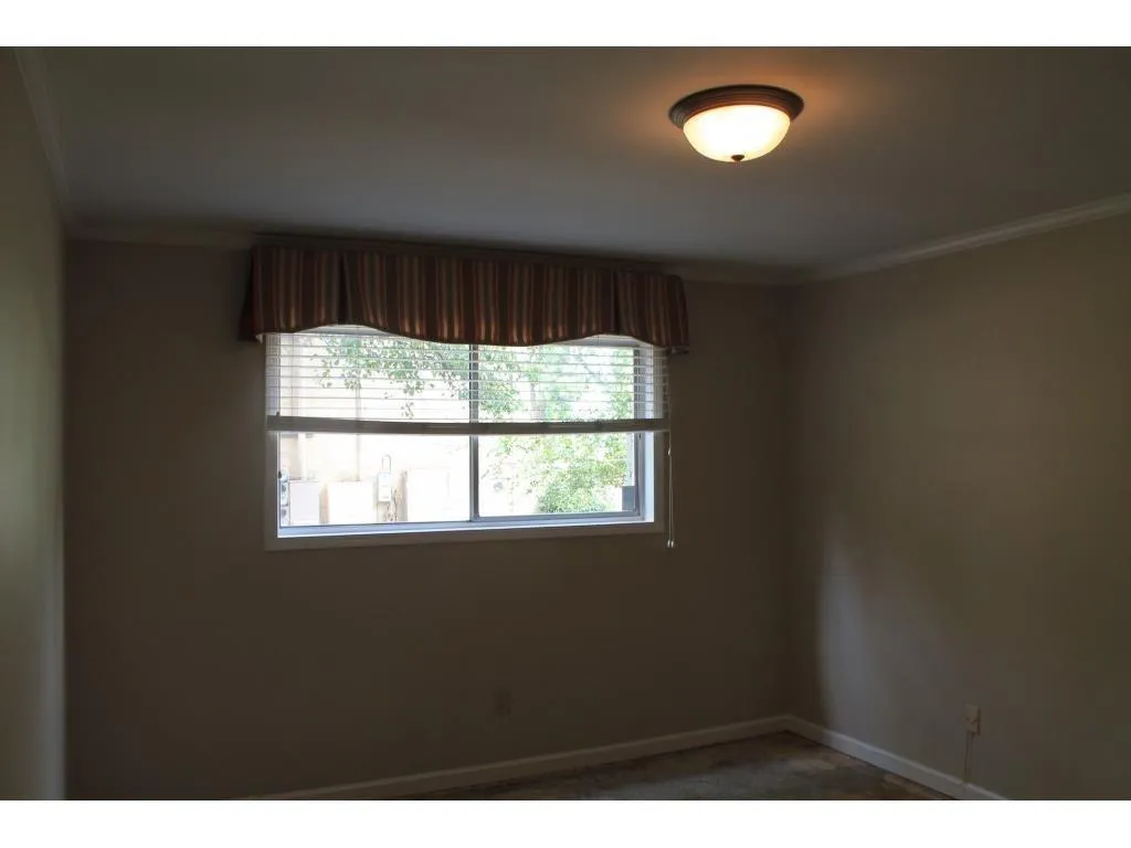 5400 Roswell Road Ne Unit P4, Sandy Springs, Georgia 30342, 2 Bedrooms Bedrooms, ,1 BathroomBathrooms,Residential,Sold,5400 Roswell Road Ne Unit P4,5813759