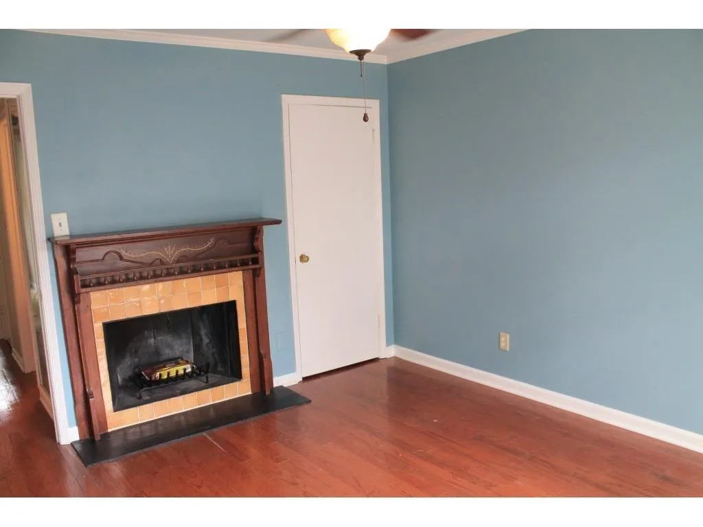 5400 Roswell Road Ne Unit P4, Sandy Springs, Georgia 30342, 2 Bedrooms Bedrooms, ,1 BathroomBathrooms,Residential,Sold,5400 Roswell Road Ne Unit P4,5813759