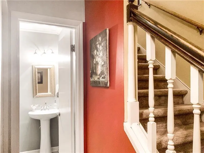 5690 Chemin De Vie Unit 5690, Sandy Springs, Georgia 30342, 3 Bedrooms Bedrooms, ,2 BathroomsBathrooms,Residential,Sold,5690 Chemin De Vie Unit 5690,6780591