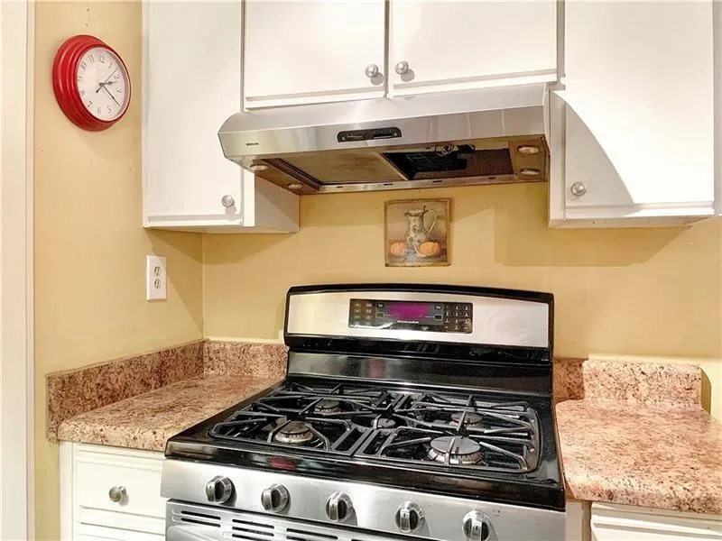 5690 Chemin De Vie Unit 5690, Sandy Springs, Georgia 30342, 3 Bedrooms Bedrooms, ,2 BathroomsBathrooms,Residential,Sold,5690 Chemin De Vie Unit 5690,6780591