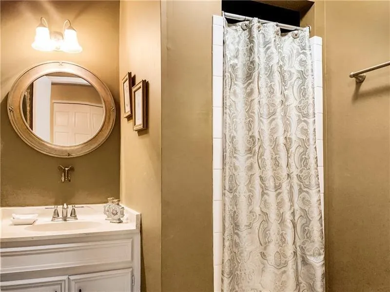 5690 Chemin De Vie Unit 5690, Sandy Springs, Georgia 30342, 3 Bedrooms Bedrooms, ,2 BathroomsBathrooms,Residential,Sold,5690 Chemin De Vie Unit 5690,6780591