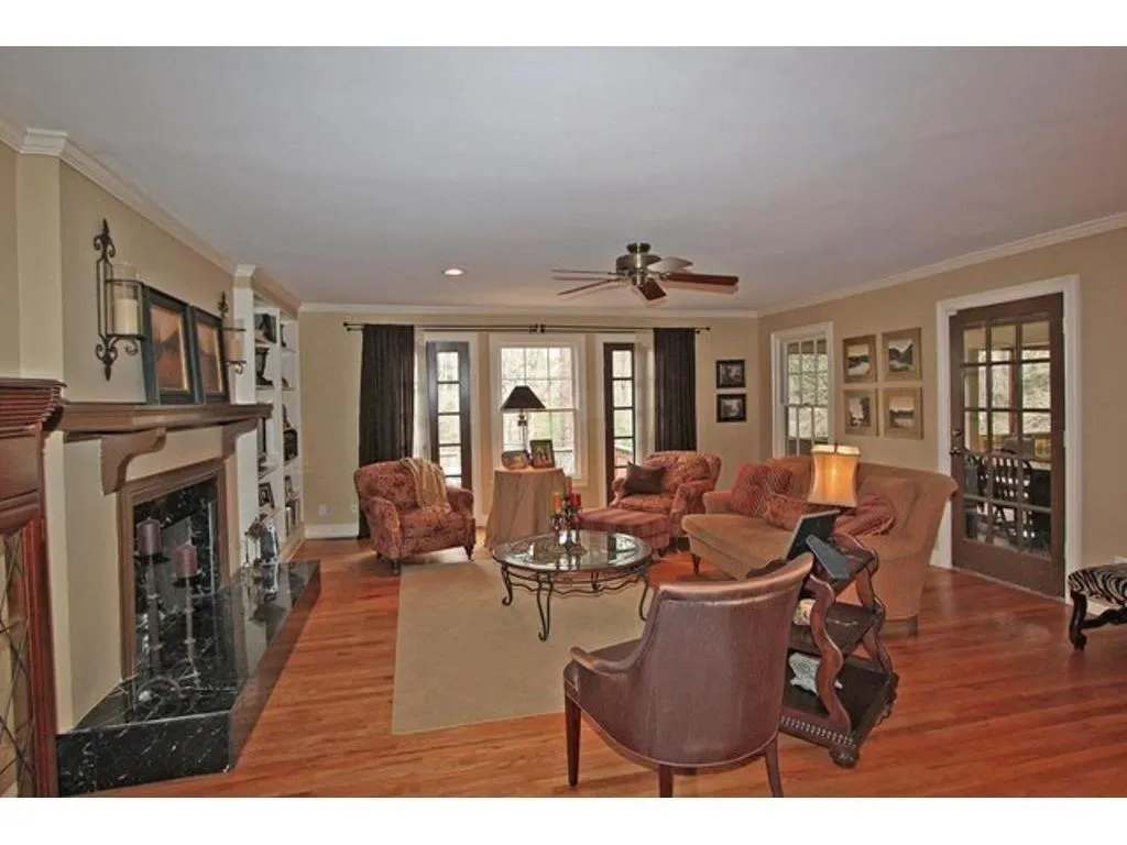 4811 Dudley Lane, Atlanta, Georgia 30327, 5 Bedrooms Bedrooms, ,3 BathroomsBathrooms,Residential,Sold,4811 Dudley Lane,5777565