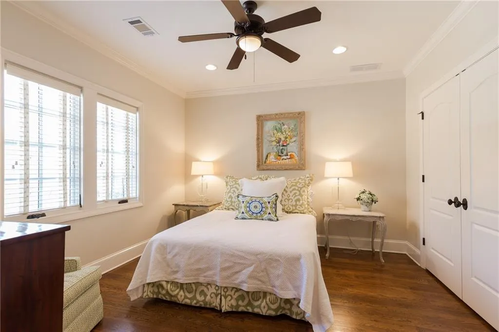 5400 Powers Ferry Road, Sandy Springs, Georgia 30327, 6 Bedrooms Bedrooms, ,5 BathroomsBathrooms,Residential,Sold,5400 Powers Ferry Road,5953389