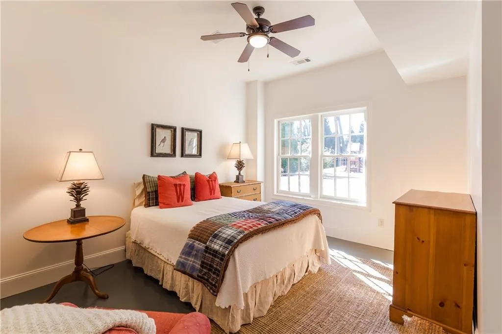 5400 Powers Ferry Road, Sandy Springs, Georgia 30327, 6 Bedrooms Bedrooms, ,5 BathroomsBathrooms,Residential,Sold,5400 Powers Ferry Road,5953389