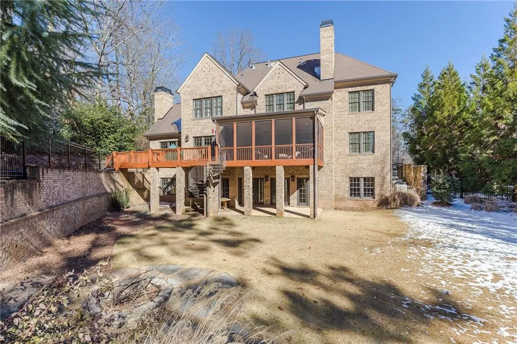 5400 Powers Ferry Road, Sandy Springs, Georgia 30327, 6 Bedrooms Bedrooms, ,5 BathroomsBathrooms,Residential,Sold,5400 Powers Ferry Road,5953389