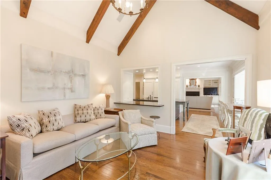 5400 Powers Ferry Road, Sandy Springs, Georgia 30327, 6 Bedrooms Bedrooms, ,5 BathroomsBathrooms,Residential,Sold,5400 Powers Ferry Road,5953389
