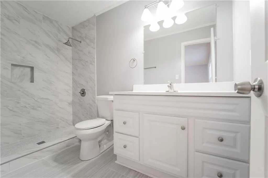 355 Winding River Unit #d, Sandy Springs, Georgia 30350, 2 Bedrooms Bedrooms, ,2 BathroomsBathrooms,Residential,Sold,355 Winding River Unit #d,6815807