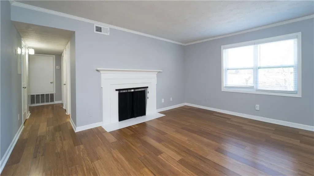 355 Winding River Unit #d, Sandy Springs, Georgia 30350, 2 Bedrooms Bedrooms, ,2 BathroomsBathrooms,Residential,Sold,355 Winding River Unit #d,6815807