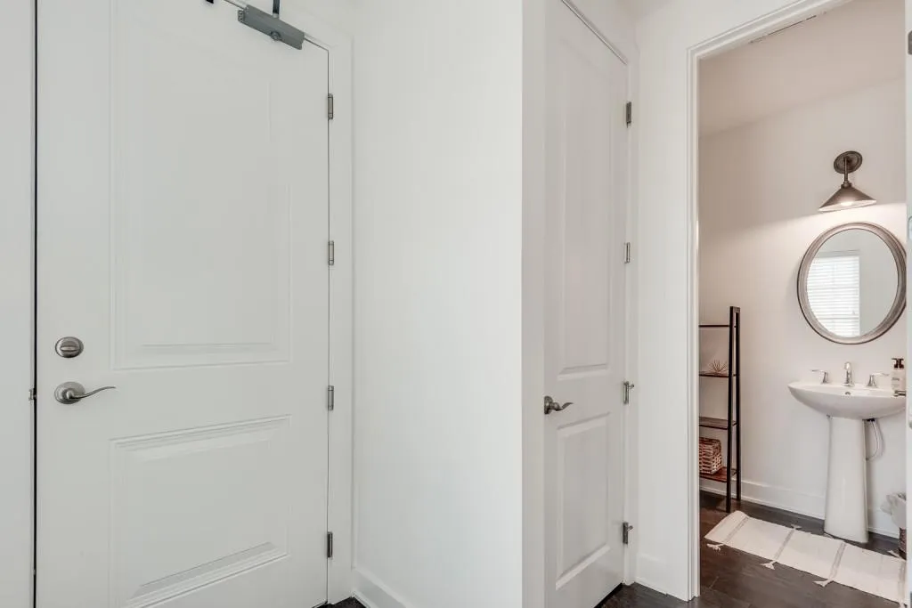 6711 Cadence Boulevard Unit 30, Sandy Springs, Georgia 30328, 1 Bedroom Bedrooms, ,1 BathroomBathrooms,Residential,Sold,6711 Cadence Boulevard Unit 30,7078853 6711 Cadence Boulevard Unit 30, Sandy Springs, Georgia 30328, 1 Bedroom Bedrooms, ,1 BathroomBathrooms,Residential,Sold,6711 Cadence Boulevard Unit 30,7078853