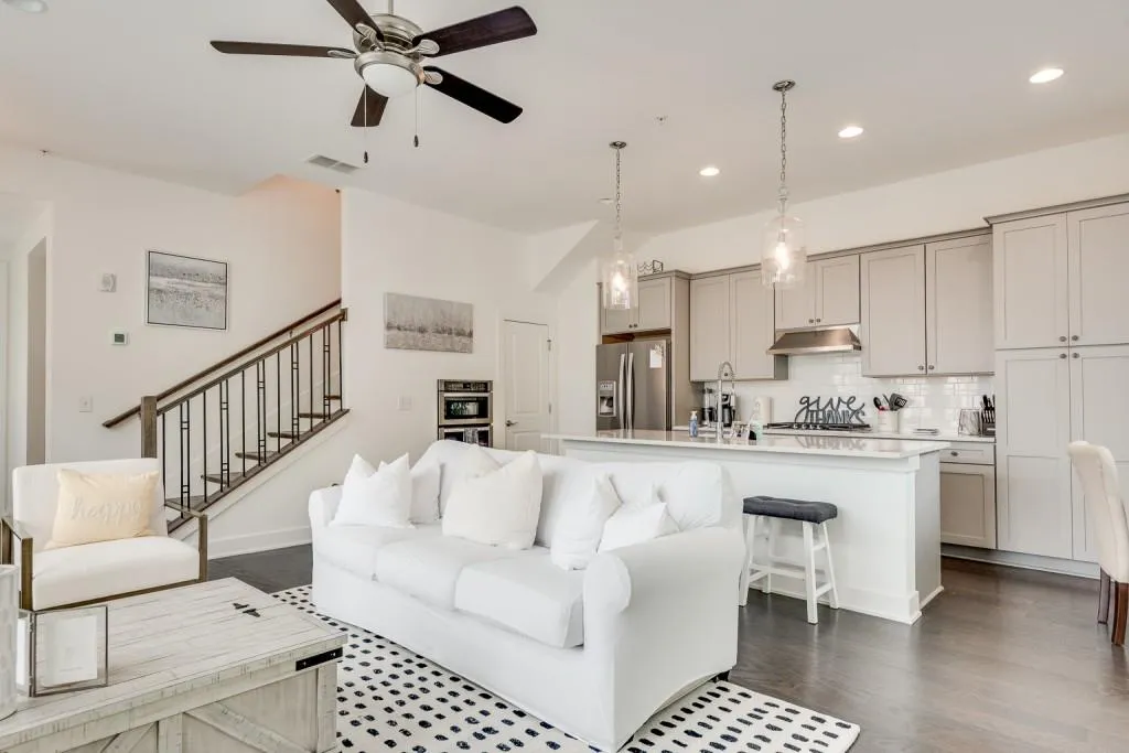 6711 Cadence Boulevard Unit 30, Sandy Springs, Georgia 30328, 1 Bedroom Bedrooms, ,1 BathroomBathrooms,Residential,Sold,6711 Cadence Boulevard Unit 30,7078853 6711 Cadence Boulevard Unit 30, Sandy Springs, Georgia 30328, 1 Bedroom Bedrooms, ,1 BathroomBathrooms,Residential,Sold,6711 Cadence Boulevard Unit 30,7078853