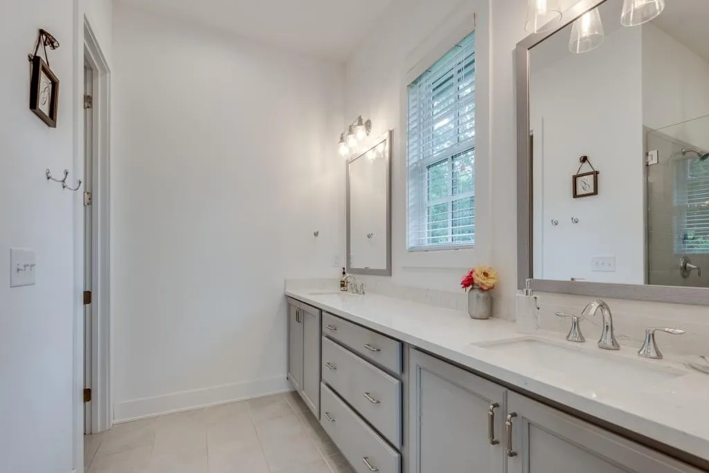 6711 Cadence Boulevard Unit 30, Sandy Springs, Georgia 30328, 1 Bedroom Bedrooms, ,1 BathroomBathrooms,Residential,Sold,6711 Cadence Boulevard Unit 30,7078853 6711 Cadence Boulevard Unit 30, Sandy Springs, Georgia 30328, 1 Bedroom Bedrooms, ,1 BathroomBathrooms,Residential,Sold,6711 Cadence Boulevard Unit 30,7078853