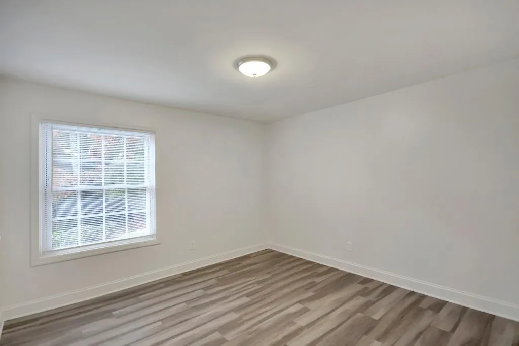 725 Dalrymple Road Unit 2f, Sandy Springs, Georgia 30328, 2 Bedrooms Bedrooms, ,2 BathroomsBathrooms,Residential,Sold,725 Dalrymple Road Unit 2f,6649185