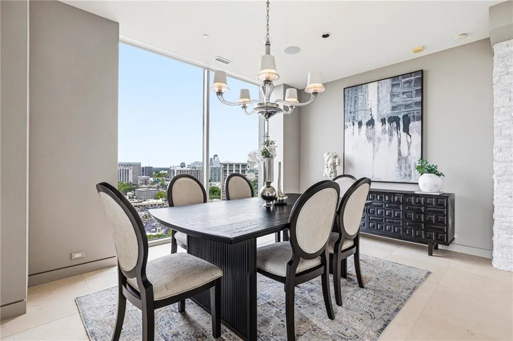 2795 Peachtree Road Ne Unit 2601, Atlanta, Georgia 30305, 2 Bedrooms Bedrooms, 0 ,2 BathroomsBathrooms,Residential,For Sale,2795 Peachtree Road Ne Unit 2601,7749140