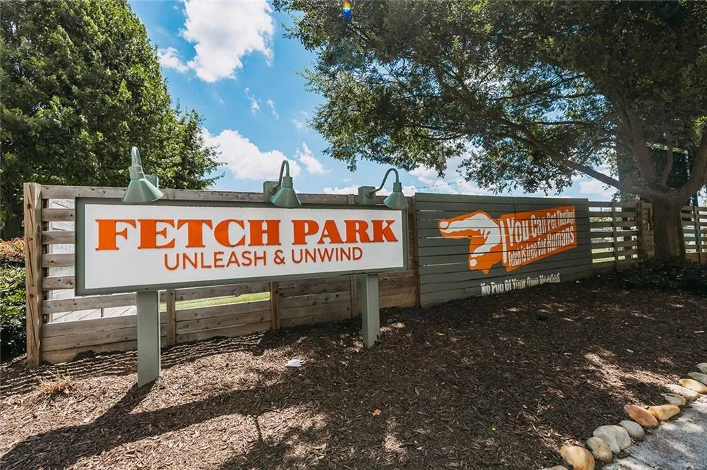 2795 Peachtree Road Ne Unit 2601, Atlanta, Georgia 30305, 2 Bedrooms Bedrooms, 0 ,2 BathroomsBathrooms,Residential,For Sale,2795 Peachtree Road Ne Unit 2601,7749140