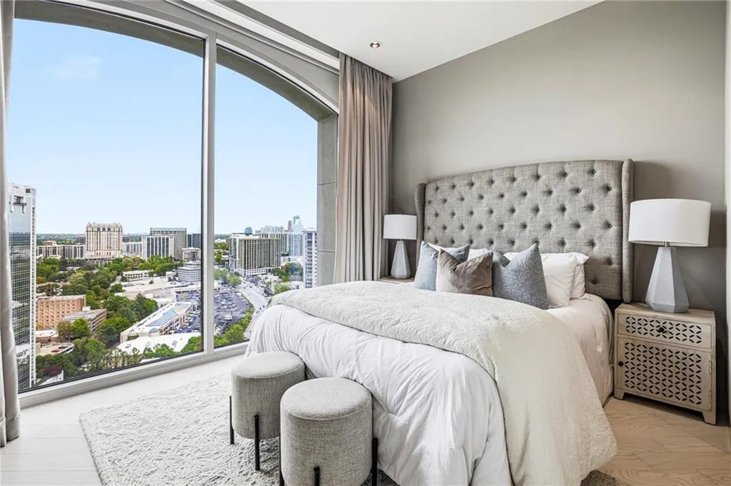 2795 Peachtree Road Ne Unit 2601, Atlanta, Georgia 30305, 2 Bedrooms Bedrooms, 0 ,2 BathroomsBathrooms,Residential,For Sale,2795 Peachtree Road Ne Unit 2601,7749140