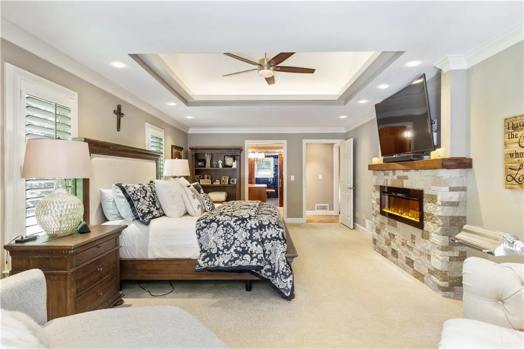 15 S Battery Place, Atlanta, Georgia 30342, 4 Bedrooms Bedrooms, ,3 BathroomsBathrooms,Residential,Sold,15 S Battery Place,7070686