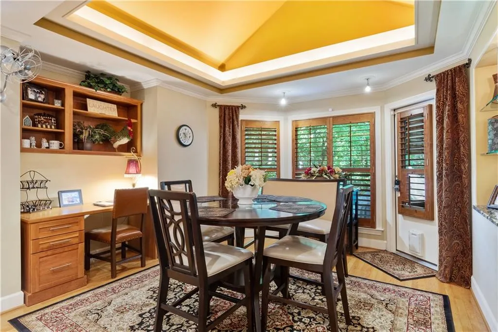 15 S Battery Place, Atlanta, Georgia 30342, 4 Bedrooms Bedrooms, ,3 BathroomsBathrooms,Residential,Sold,15 S Battery Place,7070686