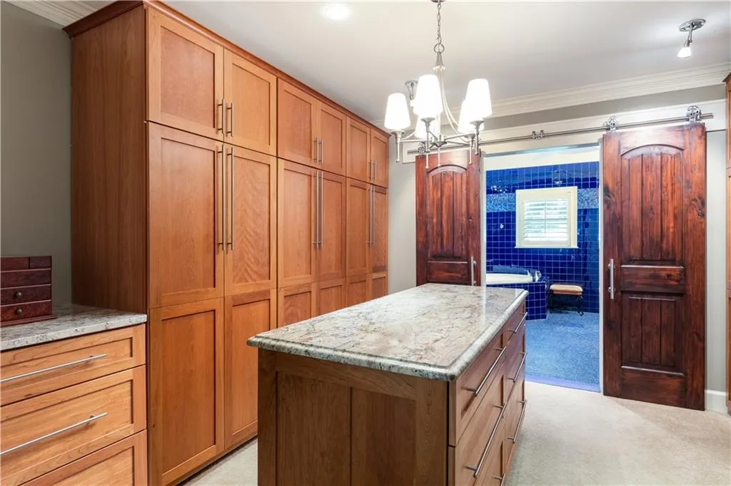 15 S Battery Place, Atlanta, Georgia 30342, 4 Bedrooms Bedrooms, ,3 BathroomsBathrooms,Residential,Sold,15 S Battery Place,7070686