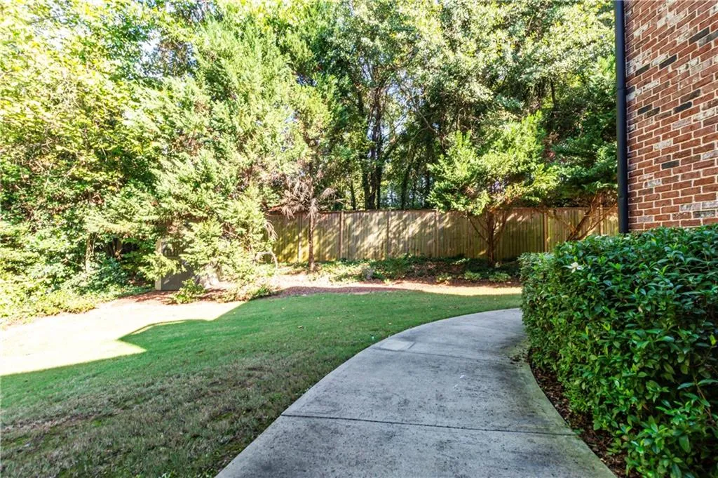 284 Hedden Street Ne, Atlanta, Georgia 30342, 5 Bedrooms Bedrooms, ,4 BathroomsBathrooms,Residential,Sold,284 Hedden Street Ne,6626558